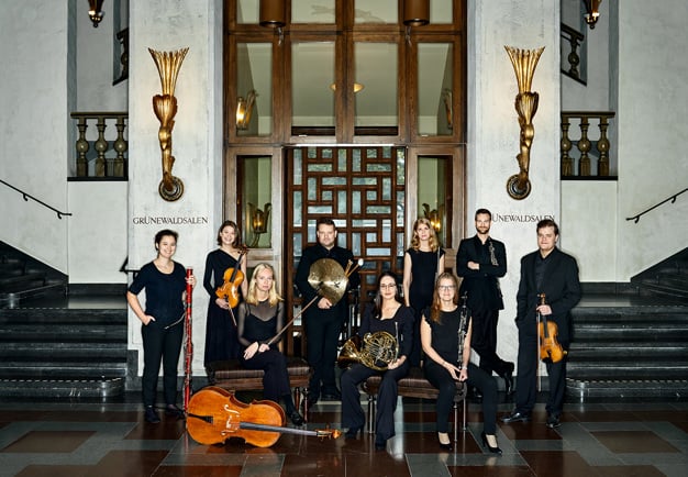 Group with musicians. Photo.