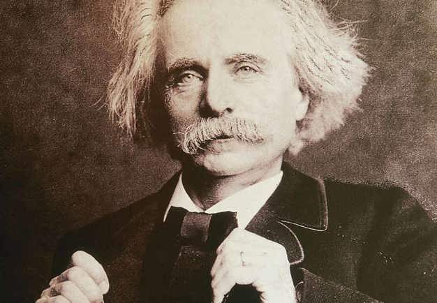 Photo of Edvard Grieg. Black and white.