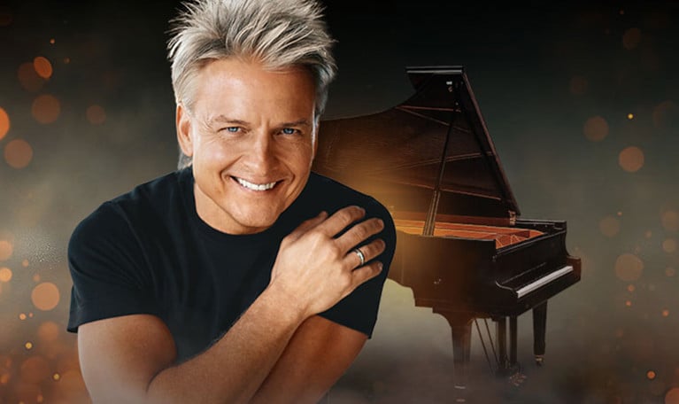 Närbild på man. Fotografi.