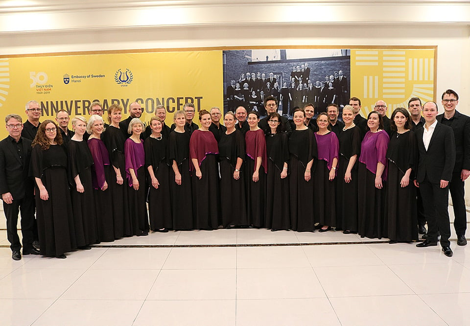 Large choir