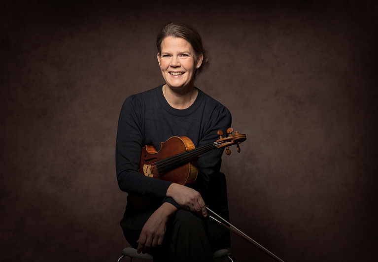 Portrait of Camilla Svarfar. Photo.