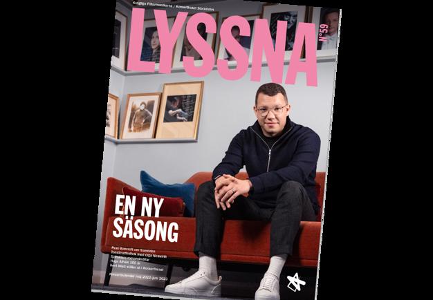 En trave tidningar, Magasinet Lyssna ligger på ett trägolv. Fotografi.